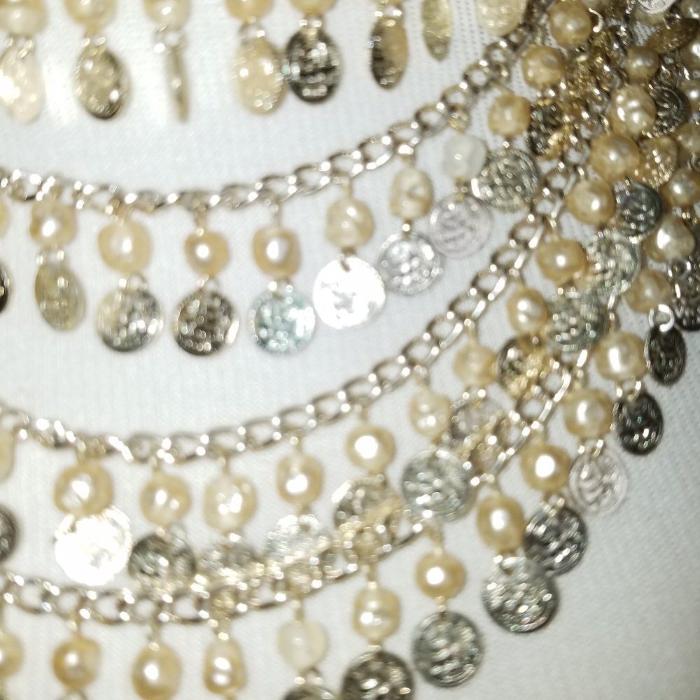 Free with $20 purchase 16" Pearl gold 4 strand necklace - Picture 2 of 3
